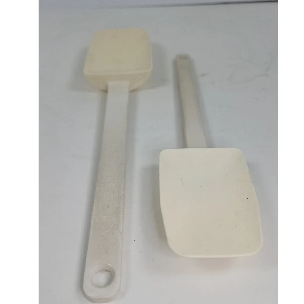 The Pampered Chef Scraper Spatula Set 2 Piece Off White Kitchen Tools Vintage